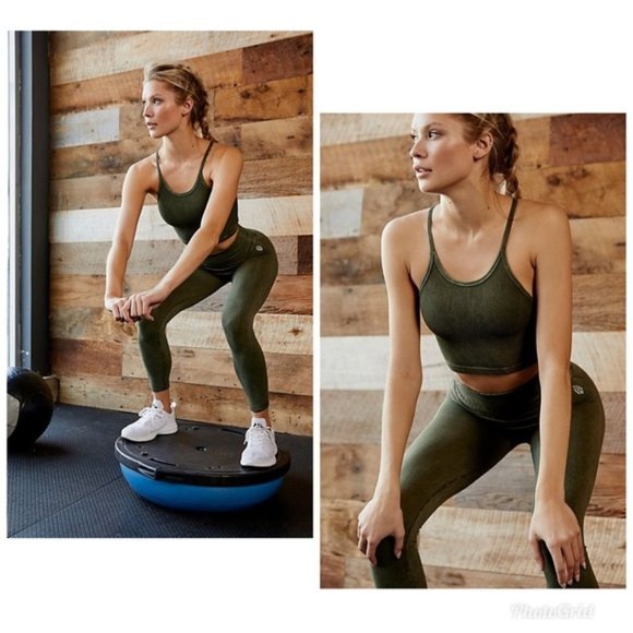 Free People Tops - New Free People ribbed seamless crop tank top xs/s